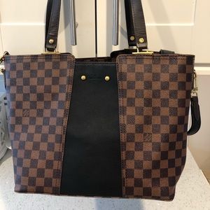 Louis Vuitton - Non-authentic